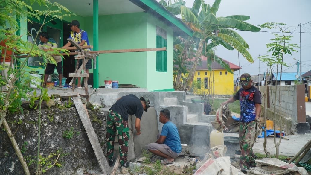 Pembangunan Rumah Suardi di Pulau Dua Mendapat Dukungan dari Satgas TMMD