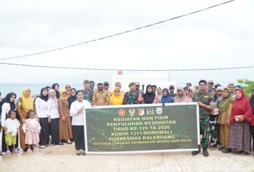 Penyuluhan Pencegahan Stunting oleh Satgas TMMD Ke-129 di Desa Polewali