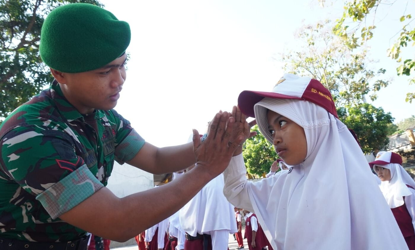 Keceriaan di SDN 1 Tlemang, Prajurit TMMD Gelar Pelatihan PBB Edukatif
