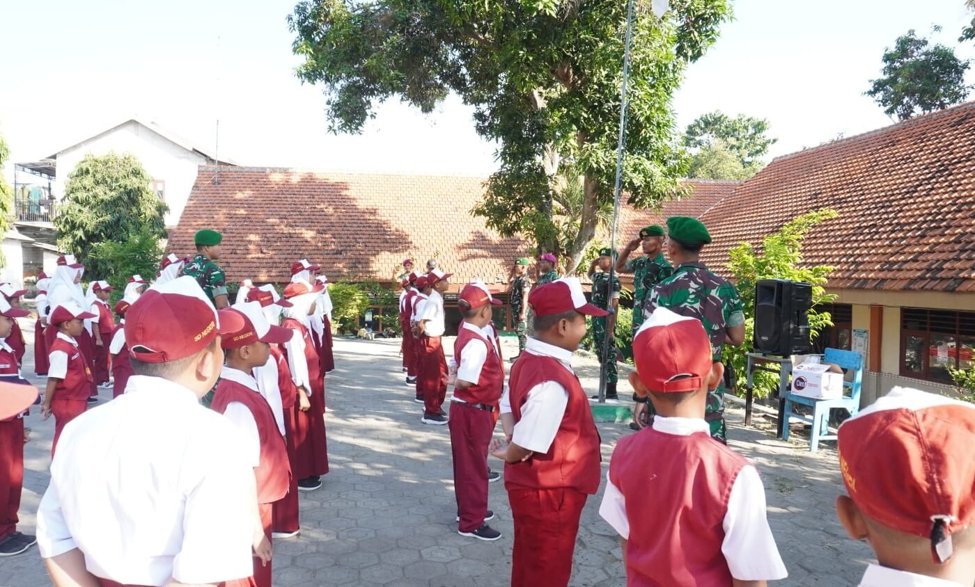 Sinergi TNI dan Pendidikan: TMMD Menyiapkan Generasi Berkarakter