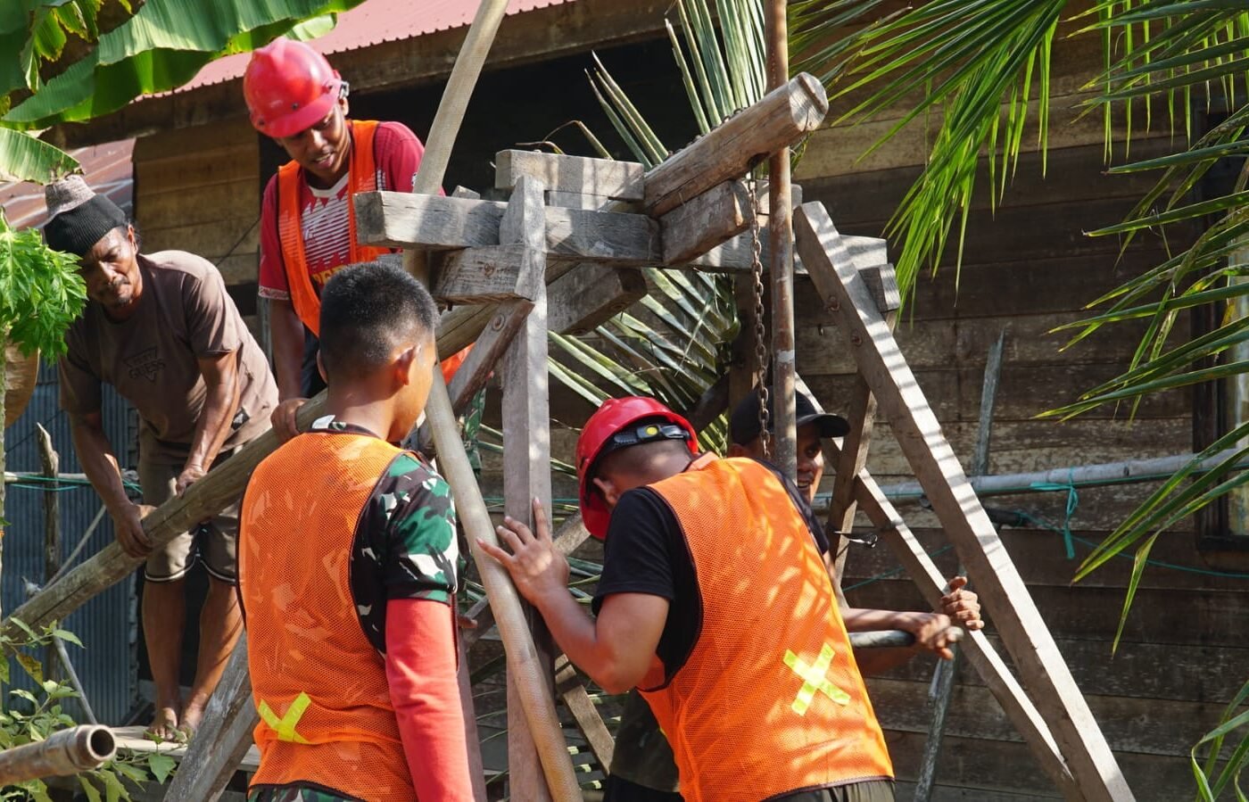 Percepatan Pengerjaan Sumur Bor oleh Satgas TMMD di Desa Bandar Raya