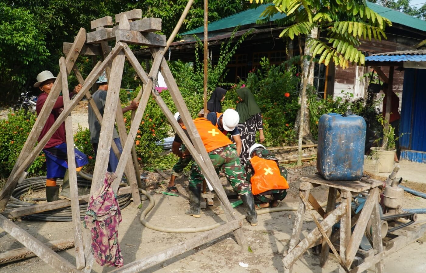 Pembangunan RTLH Ibu Rini: Satgas TMMD Awali Dengan Pemasangan Struktur