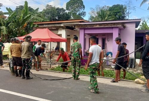 Personel TMMD Ke-129 Bangun Infrastruktur Jembatan Gantung di Taddang Palie