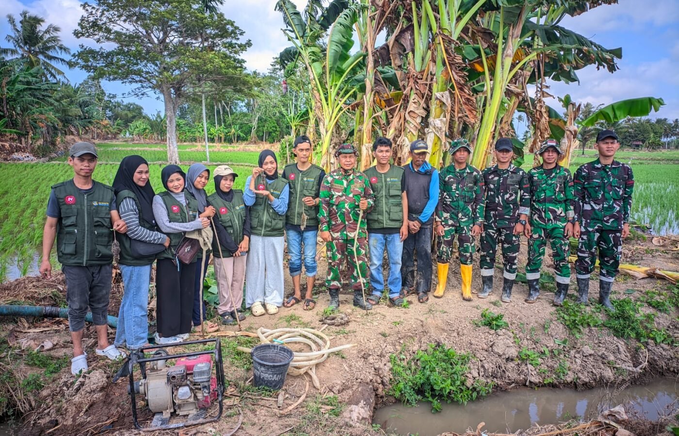 Kolaborasi TNI dan Masyarakat Dalam Pemberantasan Hama Tikus di Pinrang