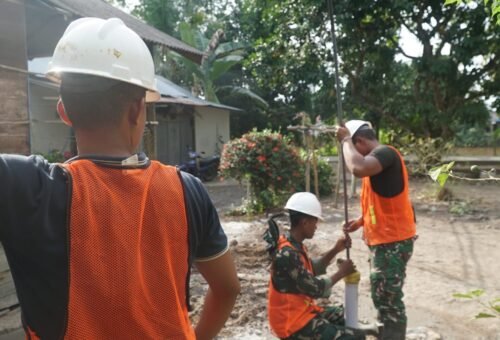 Kerjasama Erat Satgas TMMD dan Masyarakat Percepat Penyelesaian Sumur Bor di Desa Bandar Raya