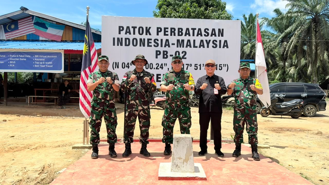 Tim Wasev Tinjau Keberadaan Patok Batas RI-Malaysia di Aji Kuning