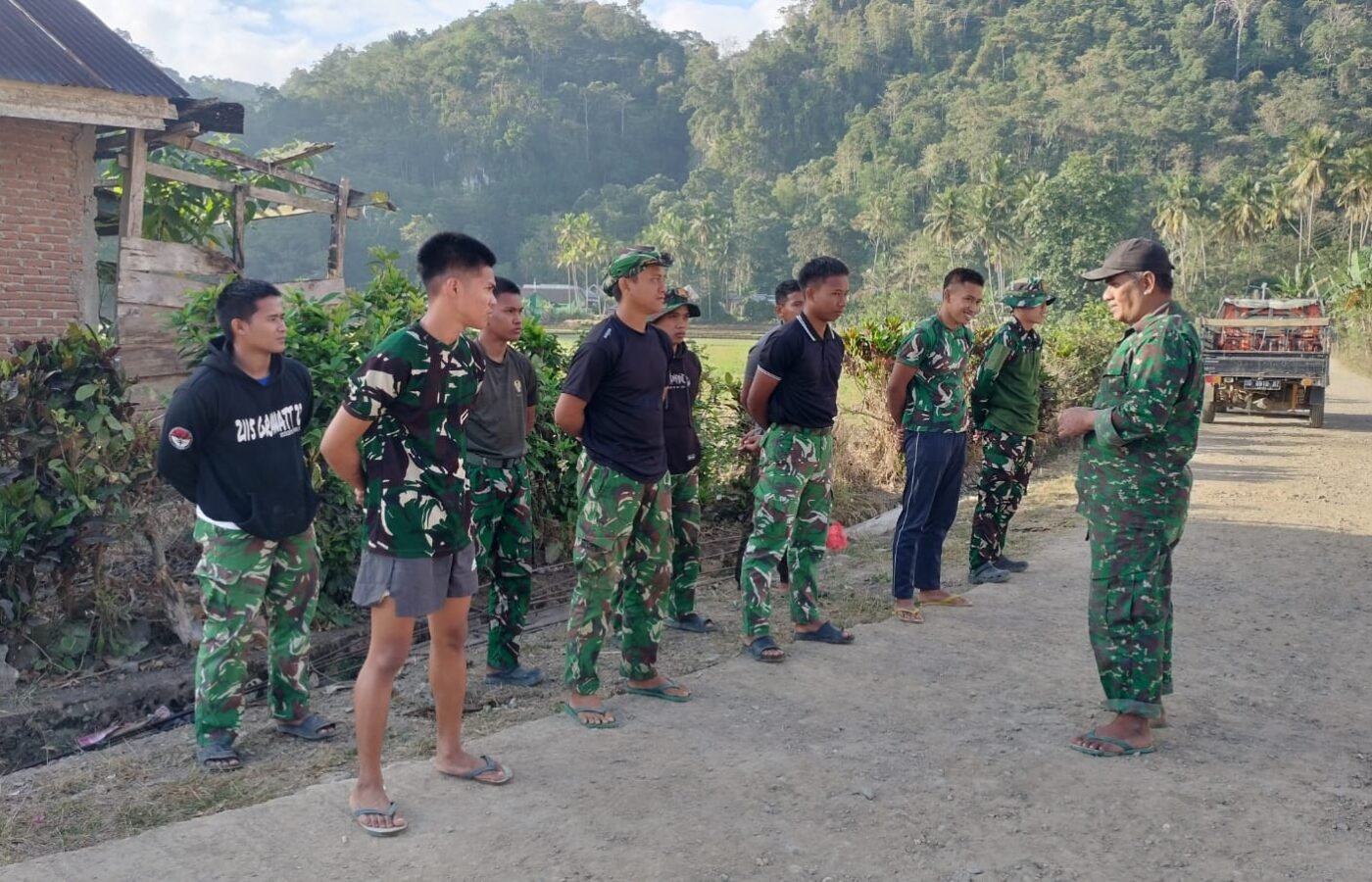 Kesiapan Satgas TMMD ke-129 Kodim 1407/Bone Dikuatkan Lewat Apel Pagi
