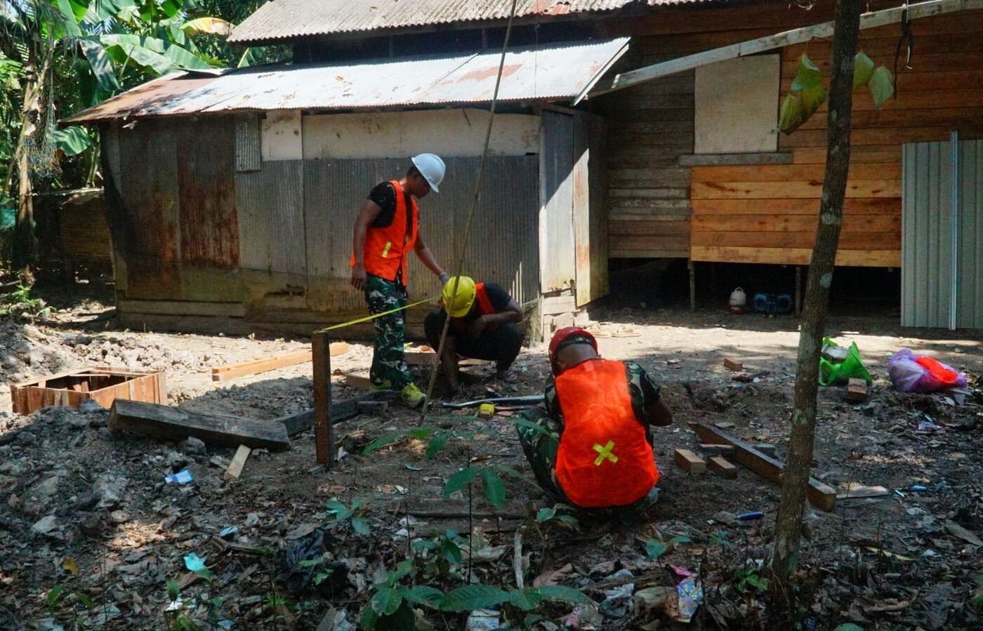 Progres Pembangunan Fasilitas MCK di Desa Bandar Raya
