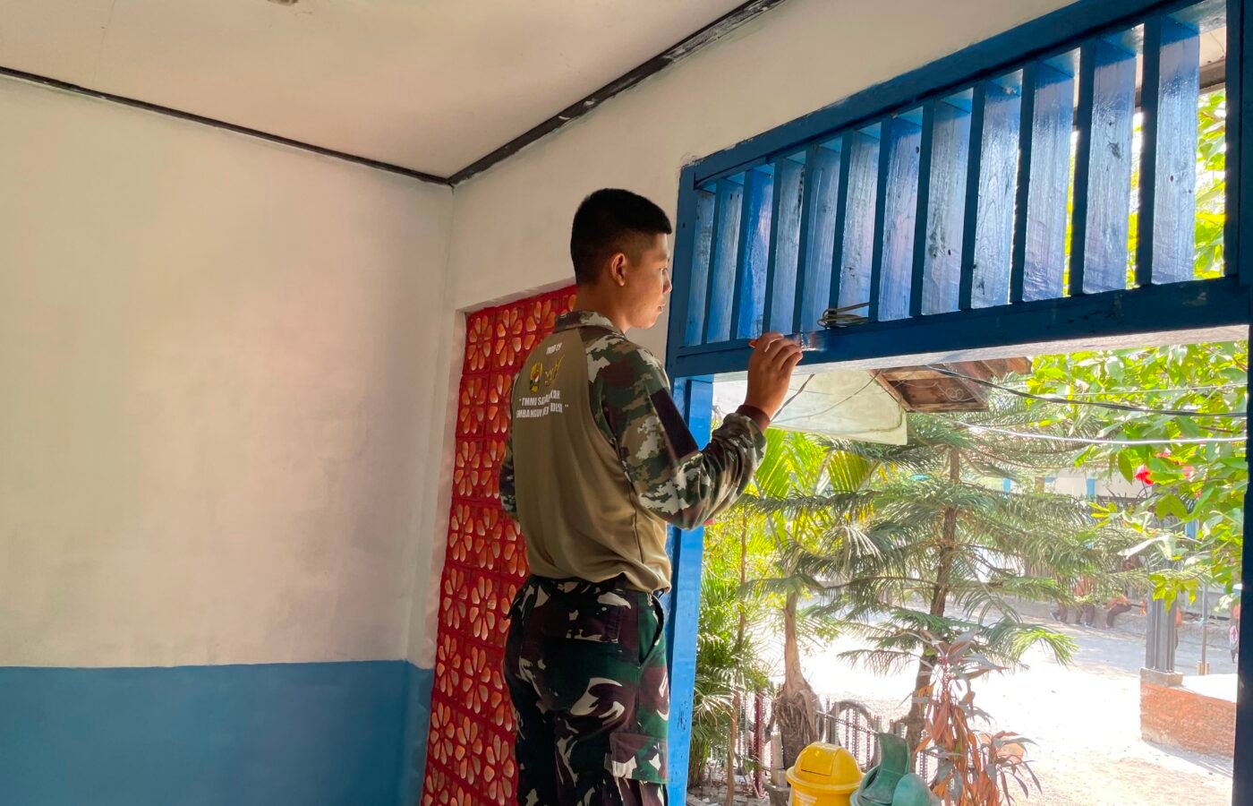 Penguatan Sarana Pendidikan di SDN Kesongo 1 oleh TMMD Ke-129 Kodim 0813/Bojonegoro
