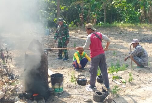Pentingnya Pembakaran Aspal dalam Tahapan TMMD Ke-129 Kodim 0813/Bojonegoro