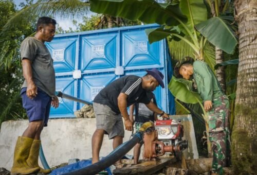 Memudahkan Ibadah, Satgas TMMD Sediakan Fasilitas Wudhu di Masjid Desa Polewali