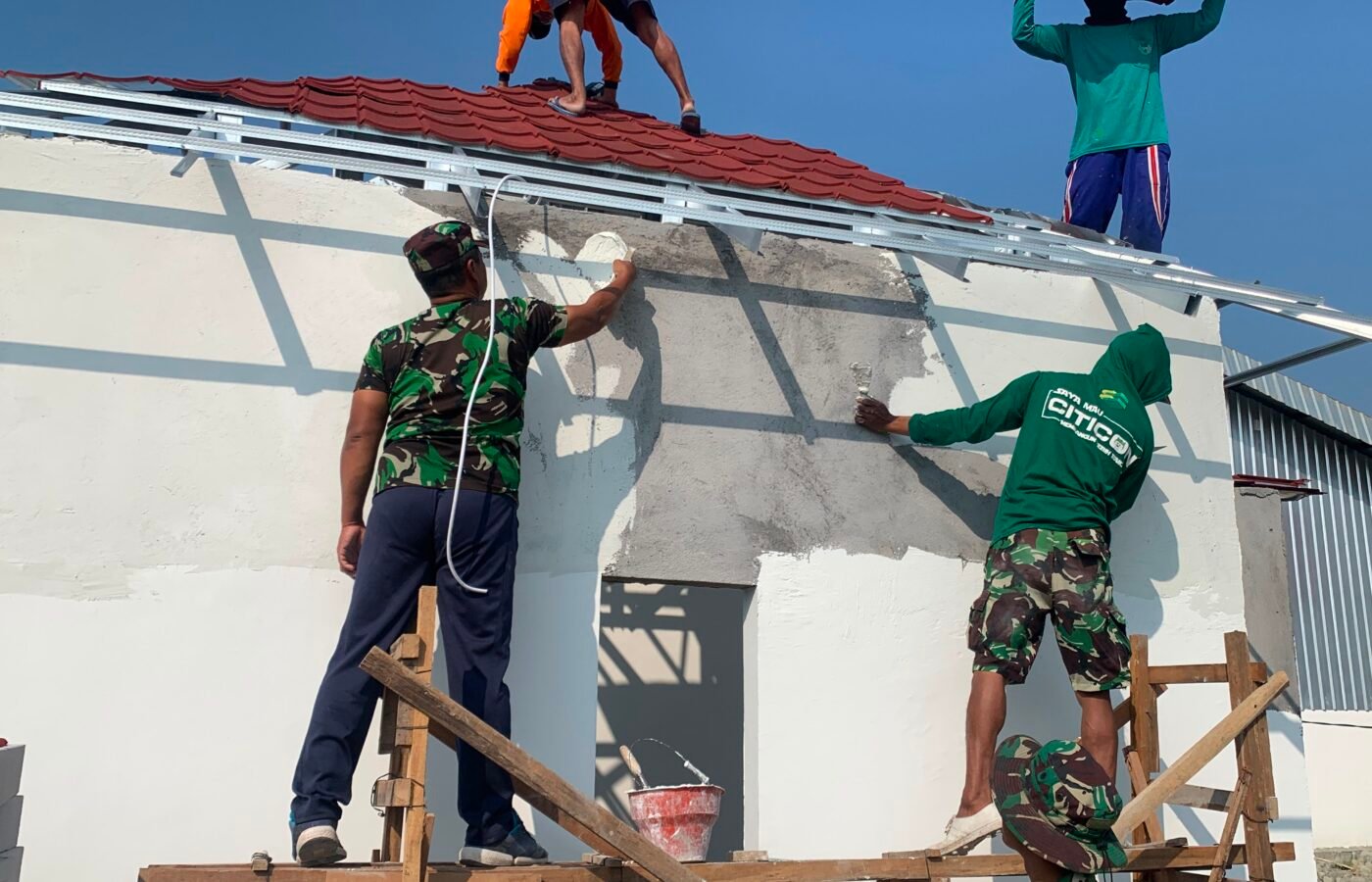 Kemajuan Pembangunan Musala dan Toilet oleh Satgas TMMD Ke-129 di Sembung Sukorame