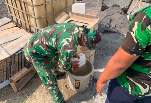 Pembangunan Musala dan Toilet di Sembung Didorong oleh Kerja Sama Tim TMMD Kodim 0813/Bojonegoro
