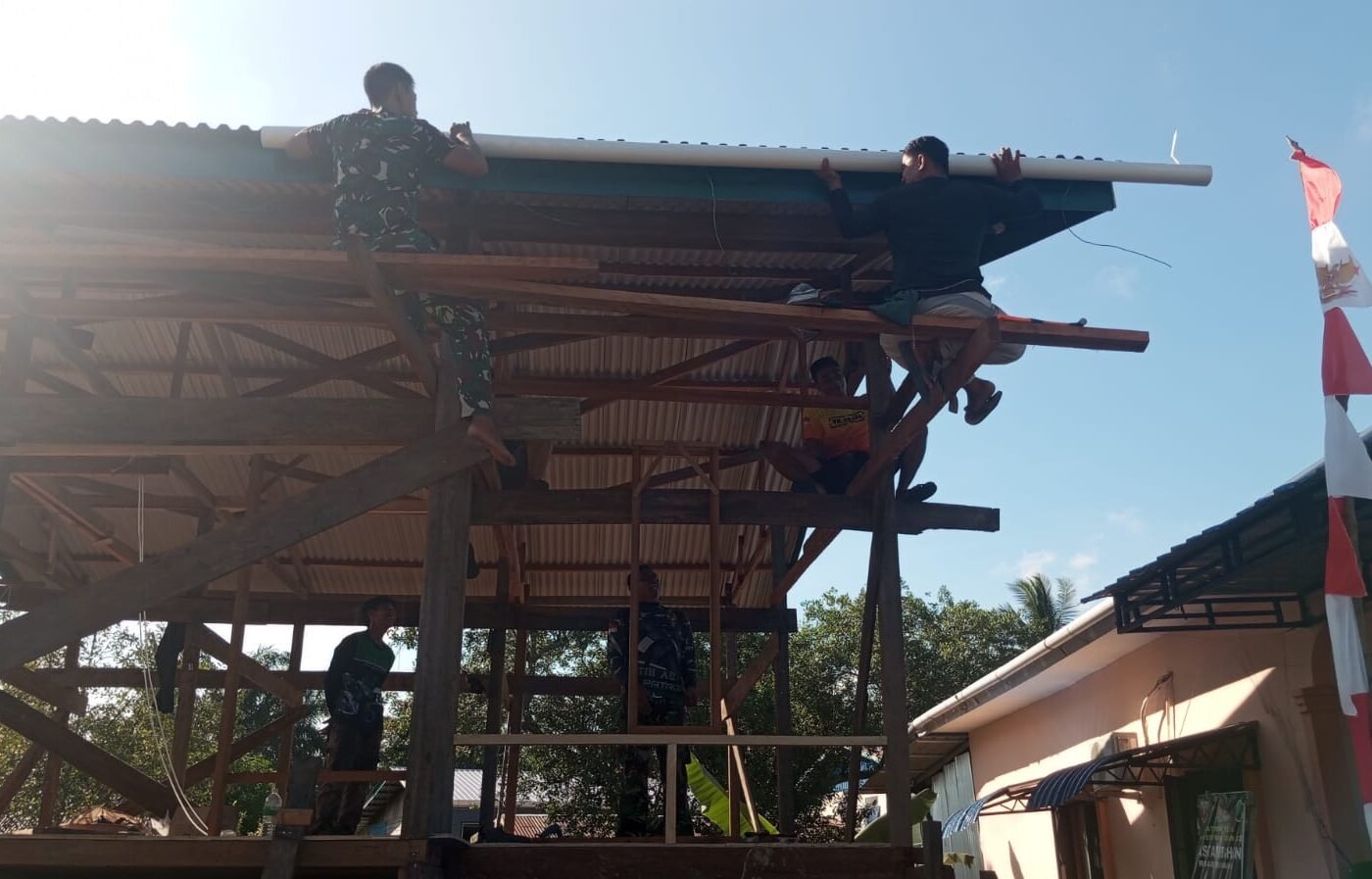 Usaha Maksimal Menuju Penyelesaian TMMD ke-129, Rumah Pak Hamsah Ditargetkan Siap H-1 Minggu