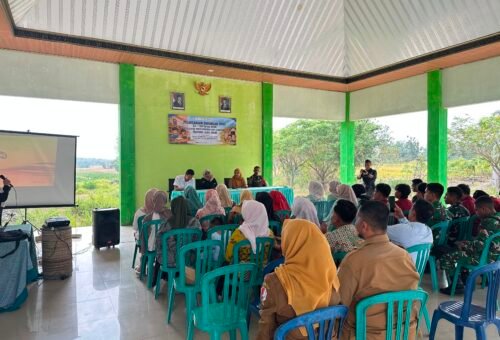 Program TMMD Ke-129 Kodim 0813/Bojonegoro dan Dinas Perpustakaan Jawa Timur untuk Peningkatan Wawasan Masyarakat