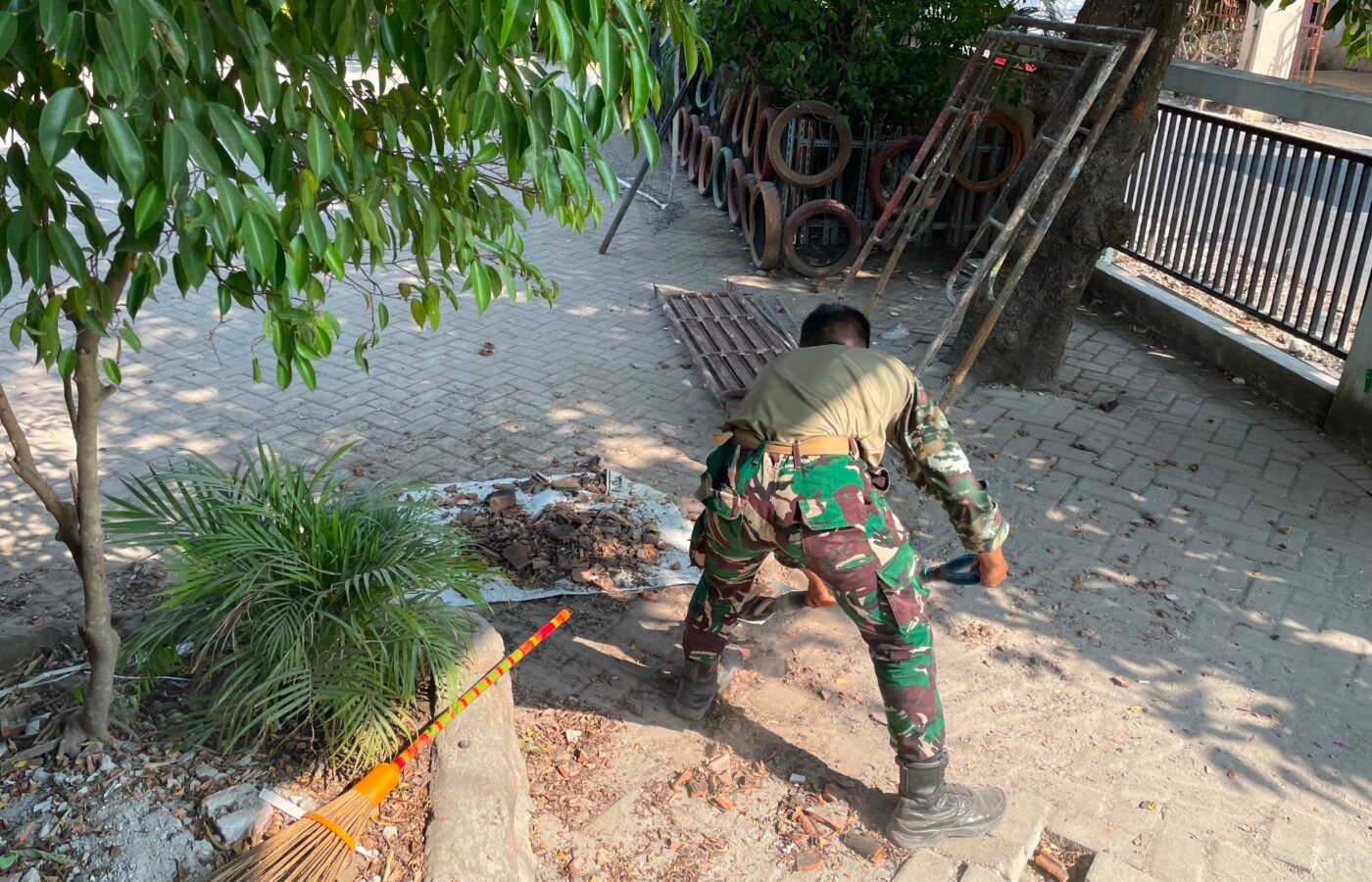 TMMD Ke-129 Kodim 0813/Bojonegoro: Revitalisasi SDN Kesongo 1 untuk Kualitas Pembelajaran