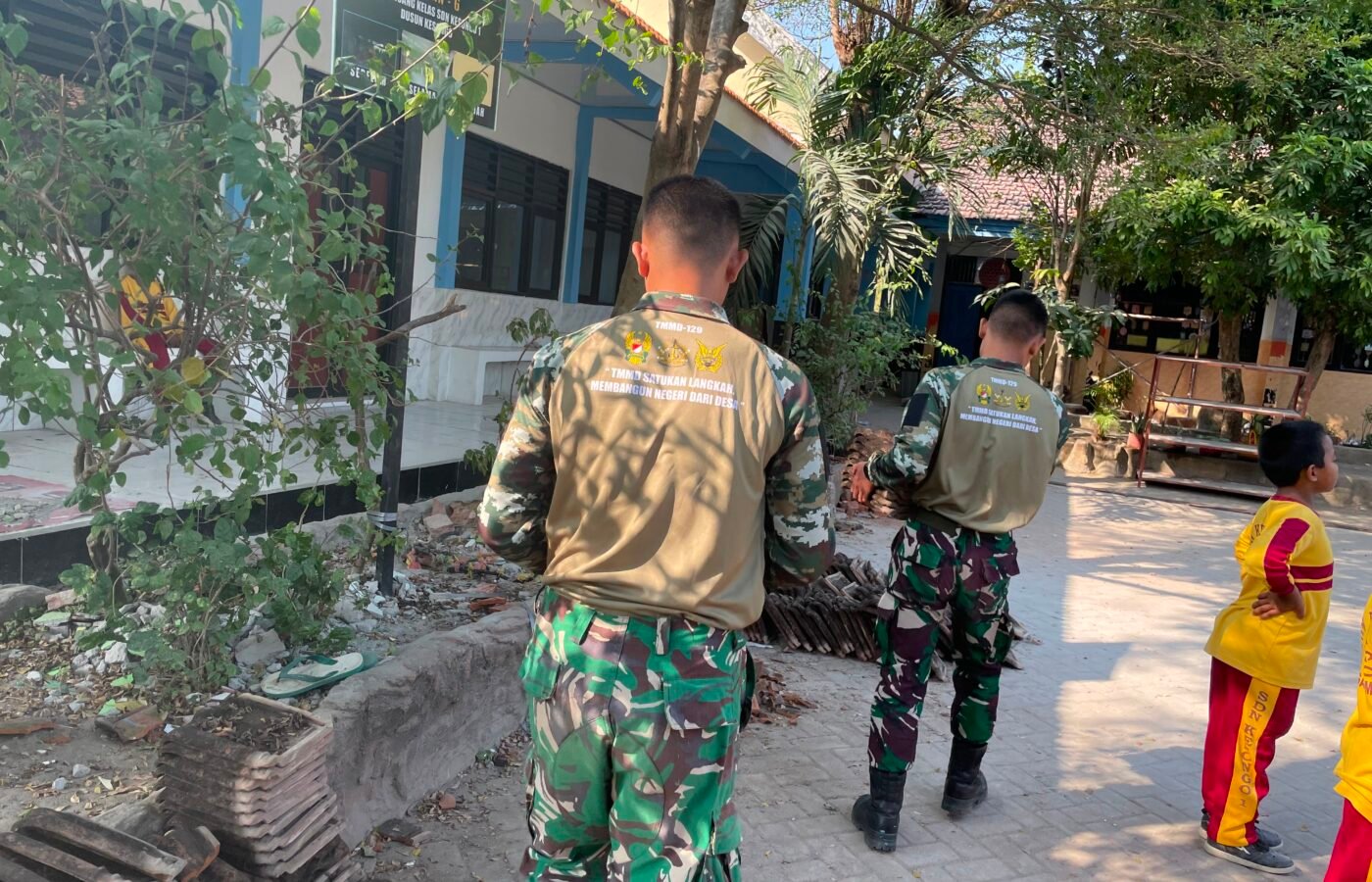 Peran TMMD ke-129 Kodim 0813/Bojonegoro dalam Meningkatkan Fasilitas Pendidikan di SDN Kesongo 1