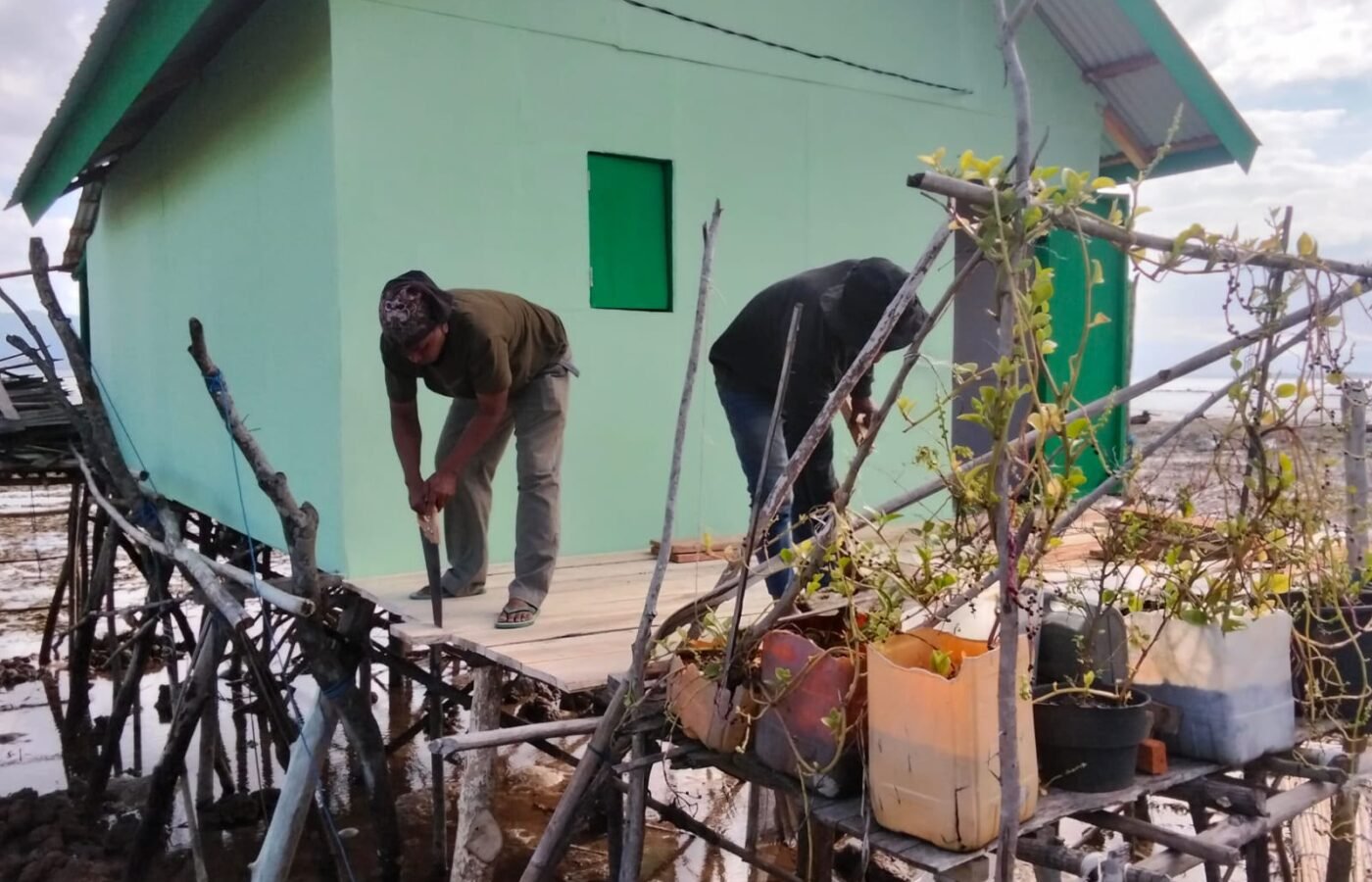 Pembangunan RTLH Bapak Nardianto Di Desa Polewali Masuk Tahap Pemasangan Lantai dan Dapur