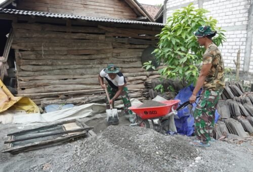 Semangat Tak Terpadamkan, Satgas TMMD 129 Kodim 0812/Lamongan Gendong Harapan Warga