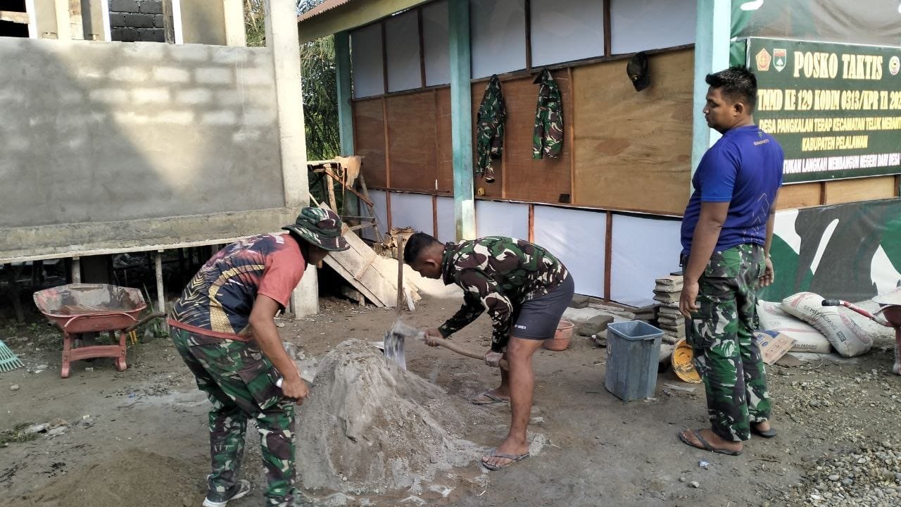 Kemajuan Proyek MCK TMMD ke-129 di Dusun 1 Mencapai 87%