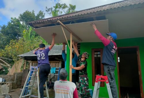 Rehabilitasi Rumah Wayan Pasta, Satgas TMMD Ke-129 Tingkatkan Hunian Warga
