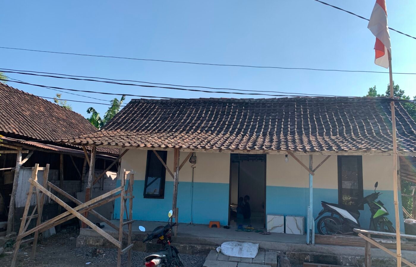 Proyek RTLH di Rumah Bapak Ladi Semakin Menunjukkan Hasil Positif