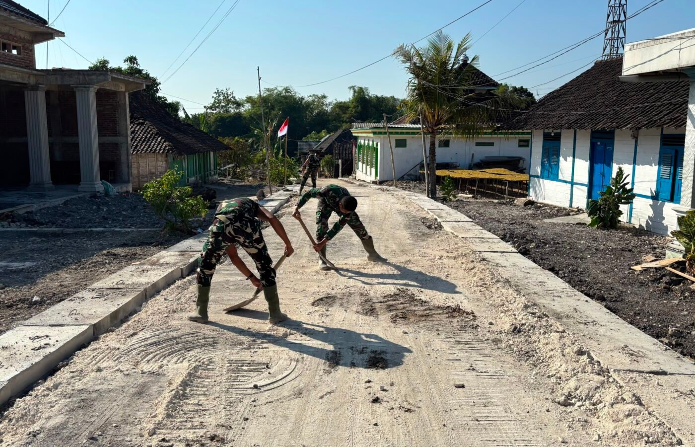 Keterlibatan Komunitas Dukung Pembangunan Drainase di Masjid Dusun Krebet