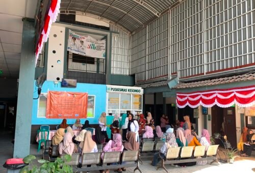 Pelaksanaan Program Nonfisik TMMD Ke-129: Layanan KB di Puskesmas Kesongo