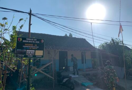 Bersinergi dalam Membangun Rumah Layak untuk Bapak Ladi