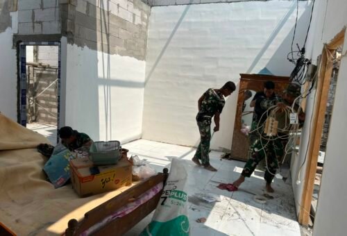 Revitalisasi RTLH untuk Bapak Koko Margono oleh Satgas TMMD Kodim 0813/Bojonegoro