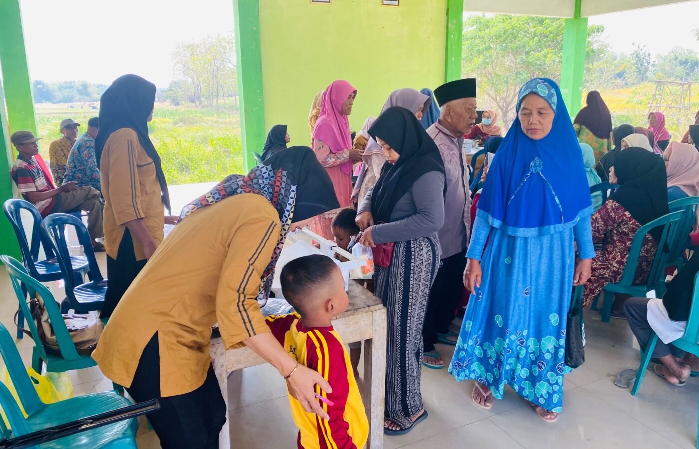 Kegiatan Posyandu Lansia di Balai Desa Kesongo dalam TMMD Ke-129