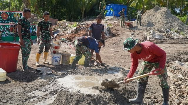 Peran Satgas TMMD dalam Memperbaiki Fasilitas Umum di Umbele