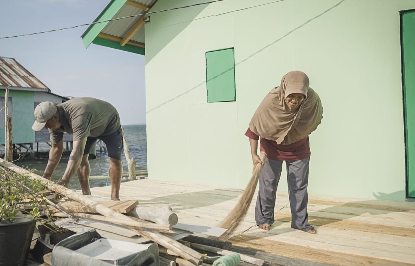 Ucapan Terima Kasih Bapak Nardianto untuk Satgas TMMD yang Membangun Rumahnya