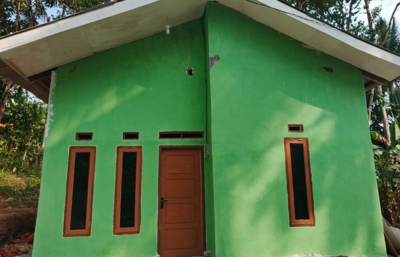 Transformasi Rumah Tak Layak Menjadi Tempat Tinggal Nyaman, Satgas TMMD Rampungkan Perbaikan Rumah Bapak Hendi