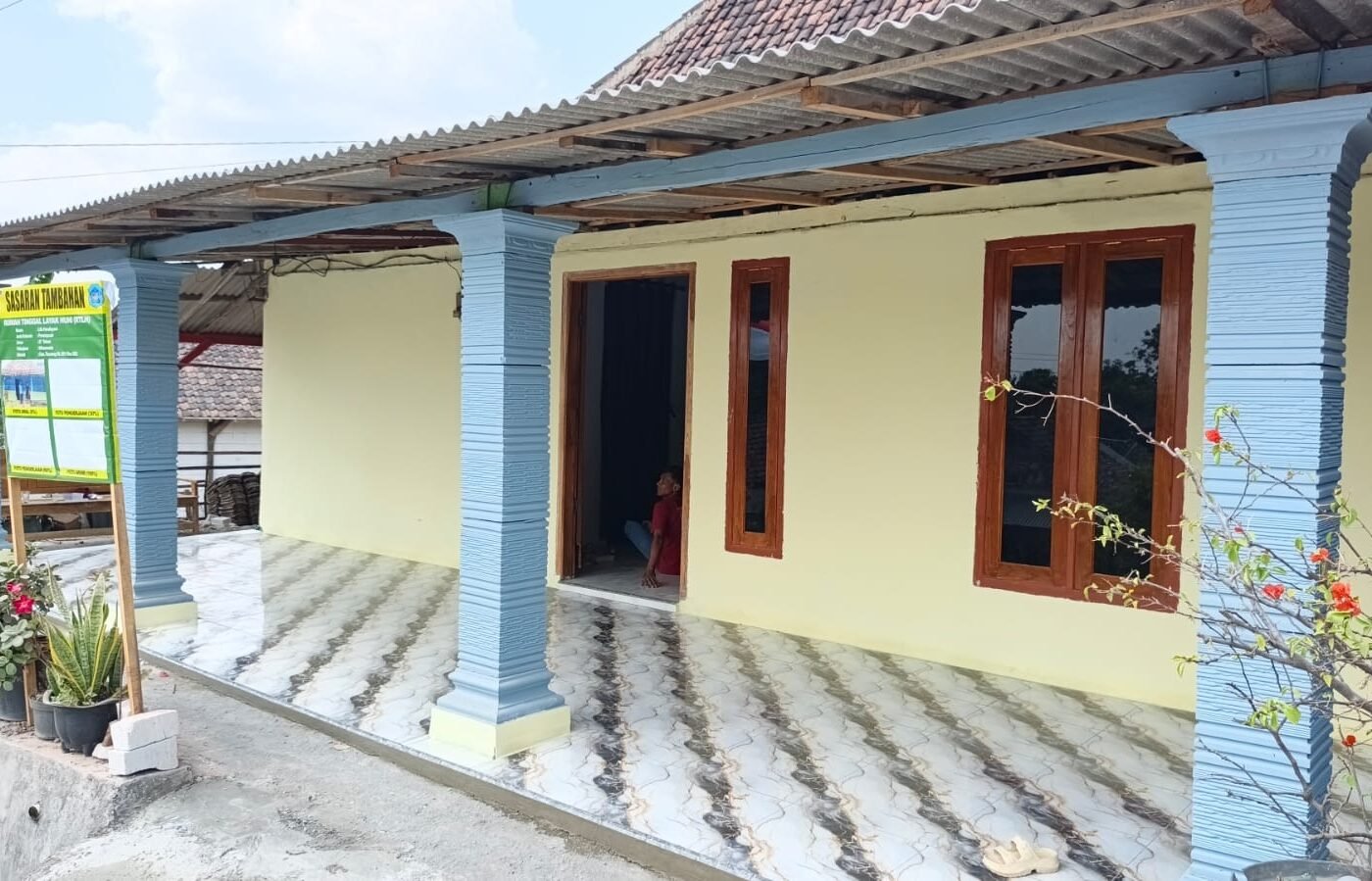 Kisah Inspiratif Renovasi Rumah Ibu Lifa dalam Program TMMD Kodim Lamongan