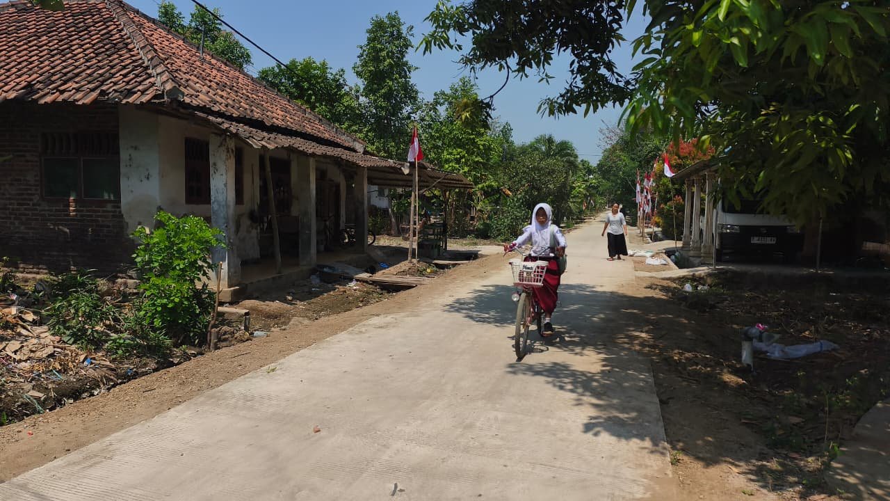 Selesainya Proyek Jalan Beton dalam TMMD ke-129 di Cirebon