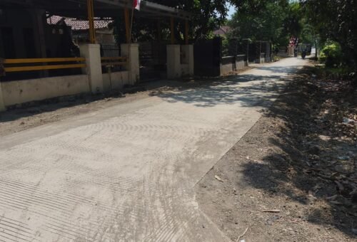 Pembangunan Jalan Beton di Desa Luwung Kencana Selesai, TMMD ke-129 Berhasil