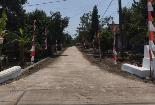 Desa Luwung Kencana Kini Terhubung Jalan Beton Berkat TMMD ke-129