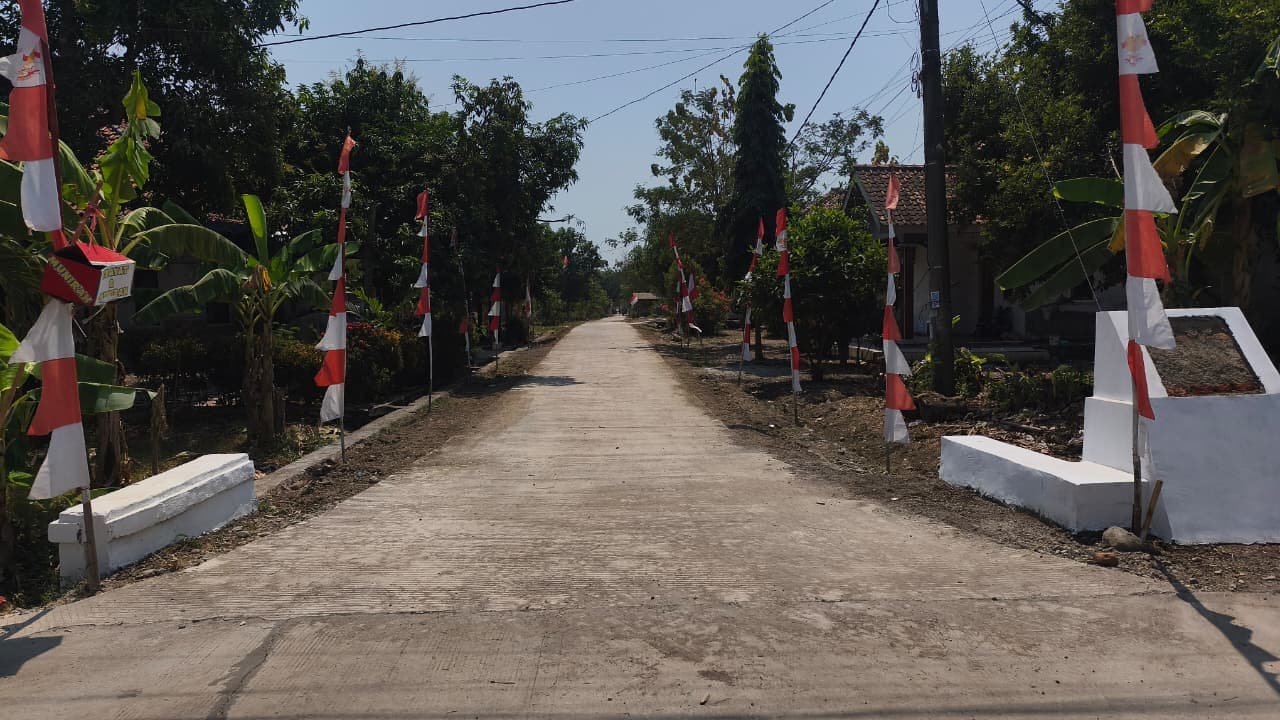 Desa Luwung Kencana Kini Terhubung Jalan Beton Berkat TMMD ke-129