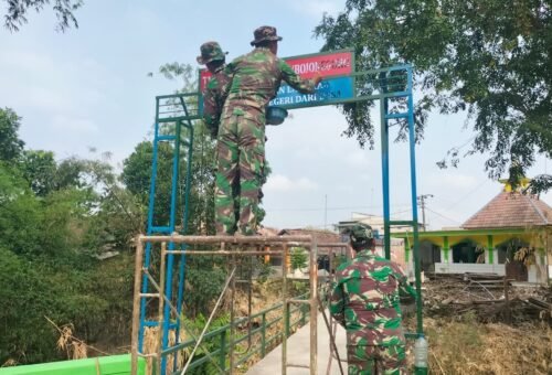Jembatan Harapan di Brang Etan: Keceriaan Warga Kesongo Saat TMMD 129 Bojonegoro Lakukan Pembangunan