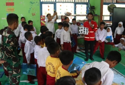 Membangun Generasi Siaga: Edukasi Kebencanaan di TMMD 129 Bojonegoro
