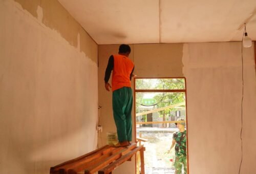 Semangat Gotong Royong Satgas TMMD dalam Mewujudkan Hunian Ideal