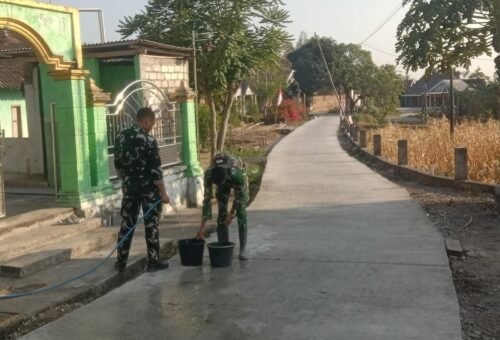 Dedikasi Tanpa Henti: Satgas TMMD 129 Bojonegoro Perkuat Jalan Impian Warga Kesongo