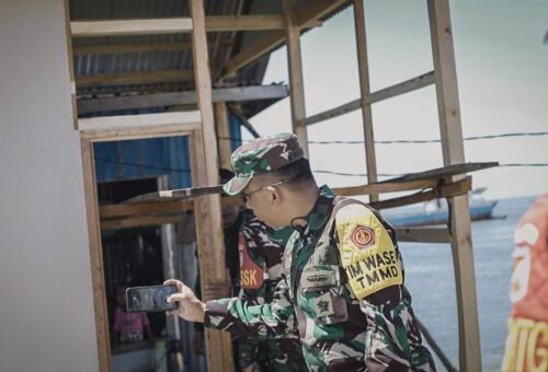 Pemantauan Renovasi RTLH Ibu Syamsiah oleh Tim Wasev TMMD Ke-129