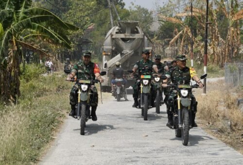 Jenderal Bintang Satu Menggenggam Semangat Warga di TMMD 129 Bojonegoro