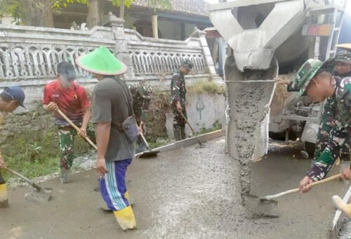 Kehangatan TMMD 129 di Dusun Mundu: Harapan Baru bagi Warga Kesongo melalui Jalan Beton