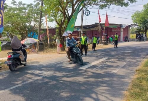 Peran Aktif Satlinmas dalam Keberlangsungan Bazar UMKM TMMD 129 Bojonegoro