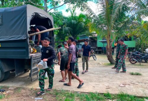 Kerjasama TNI dan Masyarakat Percepat Proses TMMD di Belatung