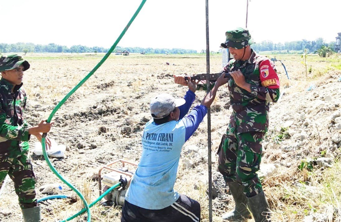 Sumur Bor untuk Masa Depan: Upaya TMMD 129 Kodim Bojonegoro di Desa Kesongo