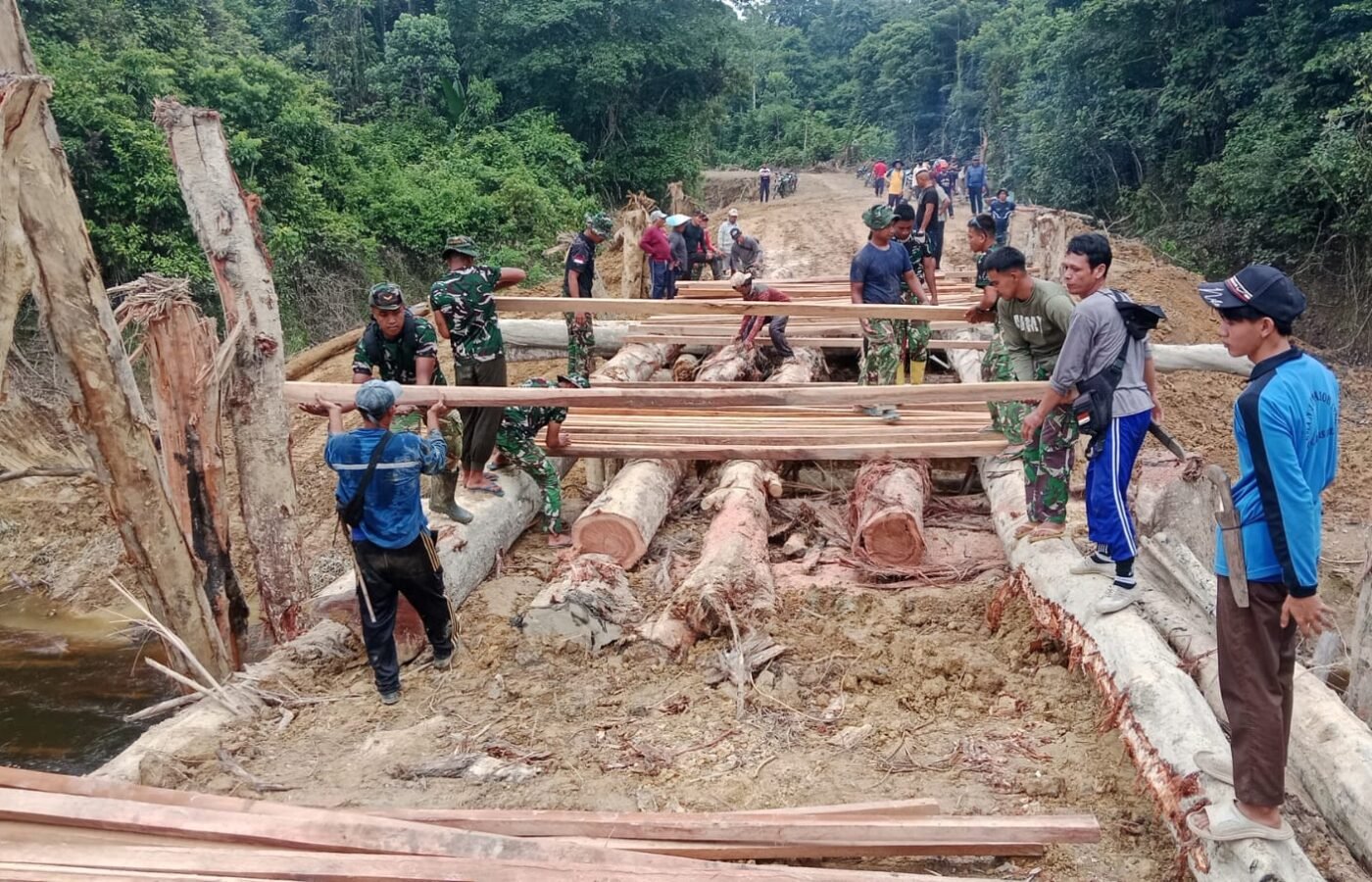 Sinergi TNI dan Pemda dalam TMMD Kodim 1206/Putussibau Akselerasi Pembangunan